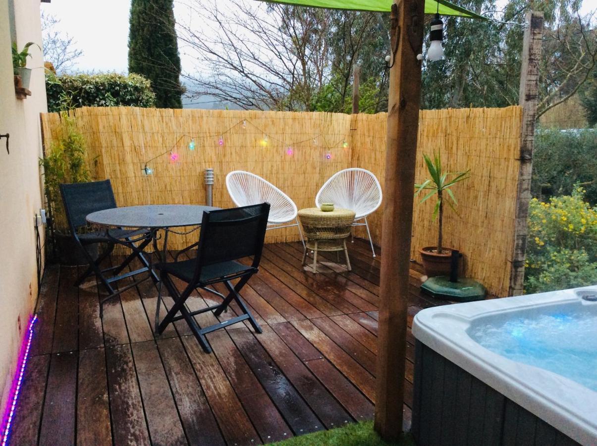l'Oustaou B&B Piscine&Spa Besse-sur-Issole Exterior foto